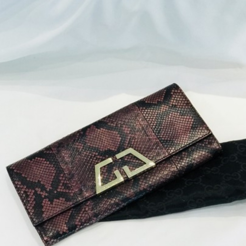 GUCCI Python Clutch